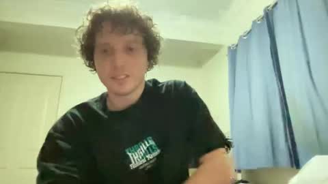 Snapshot of mosterr325 chatting on March 4, 2025, 12:44 pm mosterr325 online show from March 4, 2025, 12:44 pm