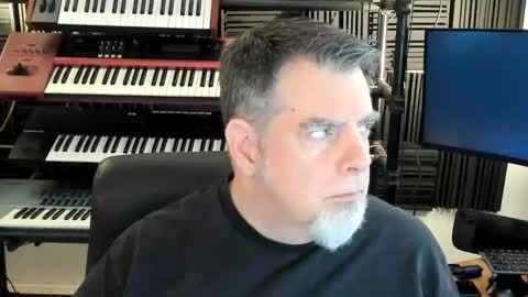 Snapshot of mostly_unbothered chatting on November 15, 2025, 11:07 am mostly_unbothered online show from November 15, 2025, 11:07 am