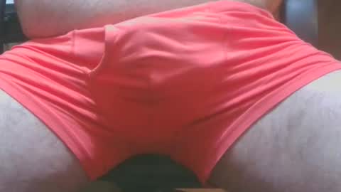 moth12 online show from February 4, 2026, 4:46 pm