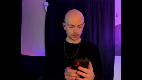 mount_vesuvius online show from December 20, 2025, 6:09 am