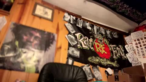 Snapshot of mountainjake chatting on February 24, 2025, 5:22 am Jake online show from February 24, 2025, 5:22 am