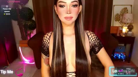 Snapshot of mouthwatering_ayesha chatting on November 9, 2025, 12:20 am mouthwatering_ayesha online show from November 9, 2025, 12:20 am