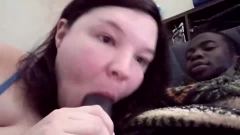 Snapshot of movesmoney030 chatting on November 19, 2025, 9:48 pm movesmoney030 online show from November 19, 2025, 9:48 pm