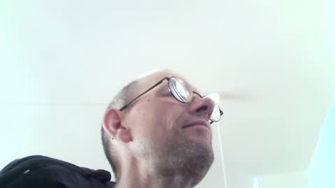 Frederik online show from July 13, 2026, 1:58 pm