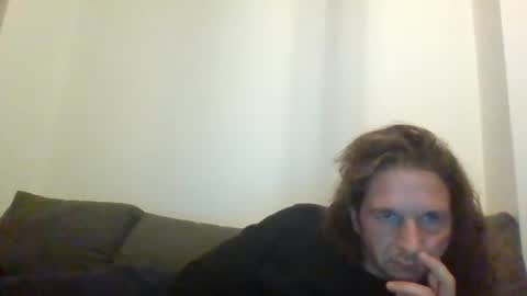 moz87 online show from December 5, 2024, 8:44 am