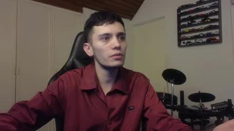 Snapshot of mr_andresr chatting on December 2, 2025, 2:39 am Andy online show from December 2, 2025, 2:39 am