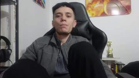 Snapshot of mr_andresr chatting on March 26, 2026, 3:23 am Andy online show from March 26, 2026, 3:23 am