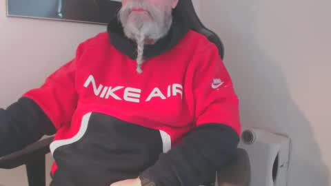 Snapshot of mr_boombastic2021 chatting on February 15, 2025, 10:44 am mr_boombastic2021 online show from February 15, 2025, 10:44 am