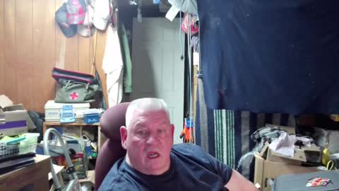 mr_canoe_licker_69 online show from December 6, 2024, 9:02 pm