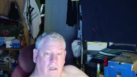 mr_canoe_licker_69 online show from January 30, 2025, 12:16 pm