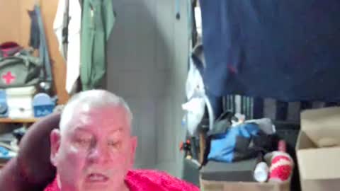 mr_canoe_licker_69 online show from February 14, 2025, 8:37 pm