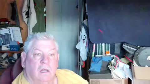 mr_canoe_licker_69 online show from March 10, 2025, 12:15 pm