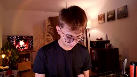 Snapshot of mr_evan1 chatting on November 2, 2025, 2:30 pm Mr Evans online show from November 2, 2025, 2:30 pm