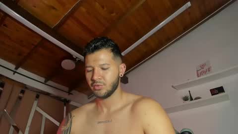 MIKEE online show from March 9, 2025, 6:06 am