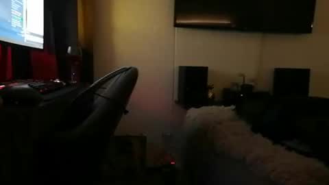 Snapshot of mr_miss_dannys chatting on December 4, 2024, 1:25 am Dannys online show from December 4, 2024, 1:25 am