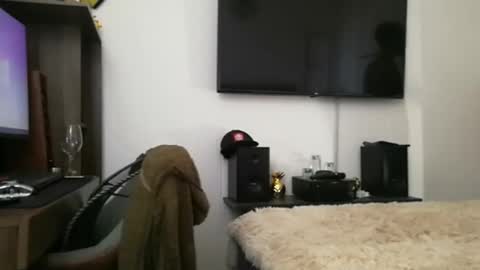 Snapshot of mr_miss_dannys chatting on December 8, 2024, 9:19 pm Dannys online show from December 8, 2024, 9:19 pm