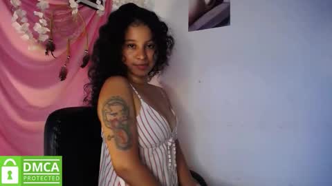 Snapshot of mr_mrscurie chatting on September 22, 2025, 9:50 pm Mr Mrs Curie online show from September 22, 2025, 9:50 pm