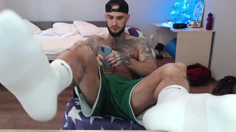 Snapshot of mr_nobody313 chatting on February 2, 2025, 7:52 am mr_nobody313 online show from February 2, 2025, 7:52 am