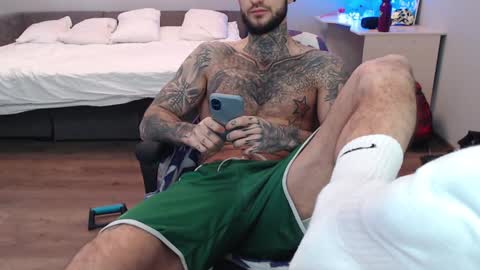 Snapshot of mr_nobody313 chatting on February 5, 2025, 7:18 am mr_nobody313 online show from February 5, 2025, 7:18 am