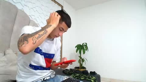 Mr Porn  online show from May 27, 2026, 1:57 am