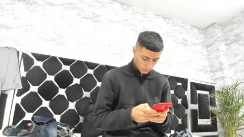 Mr Porn  online show from June 18, 2026, 2:23 am