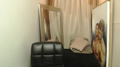 Snapshot of mr_stiven_ chatting on December 5, 2025, 8:12 am mr_stiven_ online show from December 5, 2025, 8:12 am