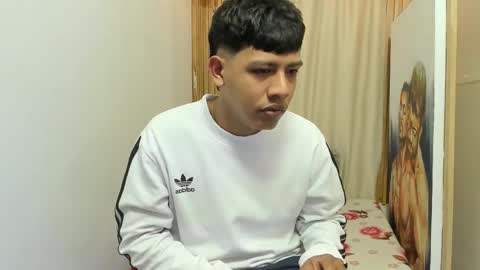 Snapshot of mr_stiven_ chatting on February 2, 2026, 11:47 pm mr_stiven_ online show from February 2, 2026, 11:47 pm