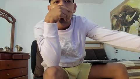 Snapshot of mr_stiven_ chatting on March 2, 2026, 7:15 am mr_stiven_ online show from March 2, 2026, 7:15 am