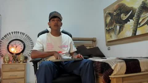 Snapshot of mr_stiven_ chatting on April 1, 2026, 2:45 am mr_stiven_ online show from April 1, 2026, 2:45 am