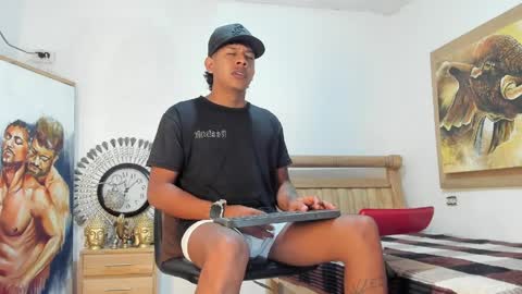 Snapshot of mr_stiven_ chatting on April 9, 2026, 6:19 am mr_stiven_ online show from April 9, 2026, 6:19 am