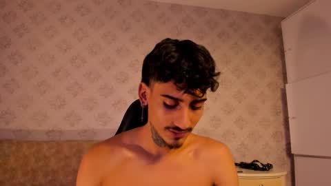 MR online show from November 16, 2025, 2:50 am