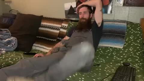 Snapshot of mr_valdor chatting on December 4, 2024, 1:03 am Valdor online show from December 4, 2024, 1:03 am