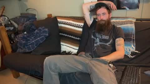 Snapshot of mr_valdor chatting on December 13, 2024, 9:09 pm Valdor online show from December 13, 2024, 9:09 pm