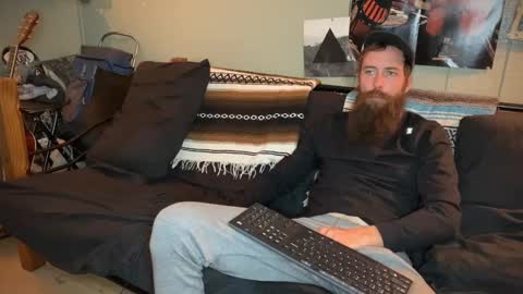 Snapshot of mr_valdor chatting on December 15, 2024, 6:59 pm Valdor online show from December 15, 2024, 6:59 pm