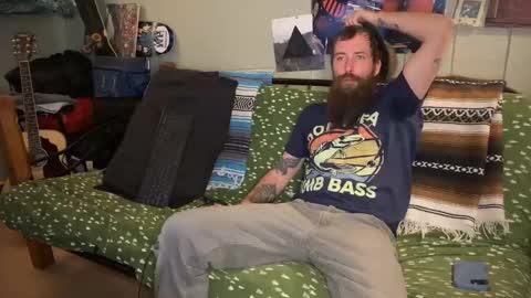 Snapshot of mr_valdor chatting on December 29, 2024, 10:03 pm Valdor online show from December 29, 2024, 10:03 pm