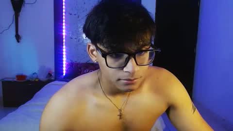 Snapshot of mr_yisuz chatting on June 1, 2026, 11:23 am yisuz online show from June 1, 2026, 11:23 am