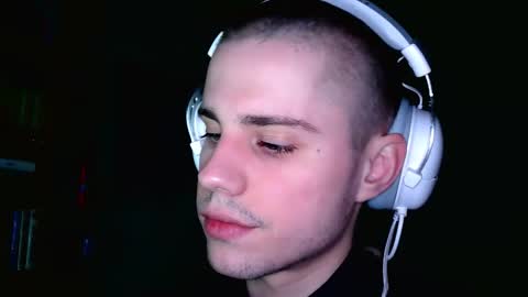 Mr Roman online show from February 15, 2026, 9:33 pm