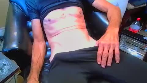 Snapshot of mrbiggirth69 chatting on November 14, 2025, 9:24 pm mrbiggirth69 online show from November 14, 2025, 9:24 pm