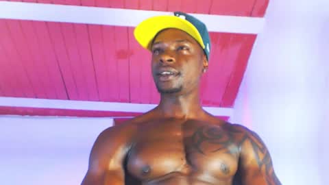 Snapshot of mrbyronstallion chatting on November 4, 2025, 2:49 pm byron online show from November 4, 2025, 2:49 pm