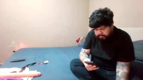 Snapshot of mrcpy1 chatting on March 10, 2025, 5:18 pm Latinhot online show from March 10, 2025, 5:18 pm