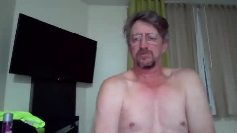 mrcumstain online show from March 4, 2025, 4:49 am