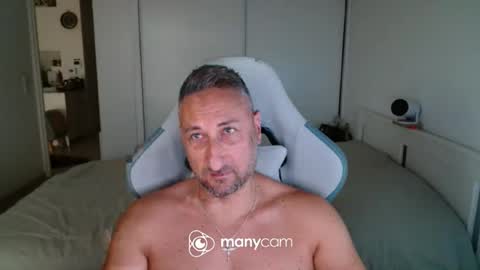 Snapshot of mrdr000 chatting on June 25, 2026, 5:34 am mrdr000 online show from June 25, 2026, 5:34 am