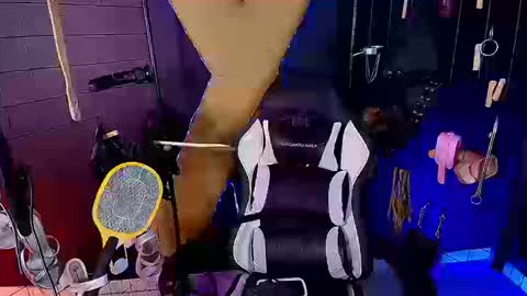 mrebonybdsm online show from March 21, 2026, 8:19 am