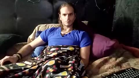 Snapshot of mrkinksized chatting on December 31, 2024, 12:15 pm MrKinkSized online show from December 31, 2024, 12:15 pm