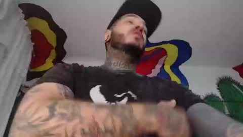 Snapshot of mrmanny__ chatting on December 3, 2024, 1:21 pm mrmanny__ online show from December 3, 2024, 1:21 pm