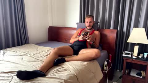 Max online show from December 1, 2025, 8:08 am