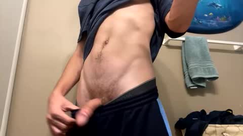 Snapshot of mrmeltyourheart chatting on October 15, 2025, 10:32 pm James online show from October 15, 2025, 10:32 pm