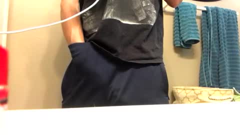 Snapshot of mrmeltyourheart chatting on November 4, 2025, 8:30 pm James online show from November 4, 2025, 8:30 pm