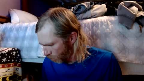 Snapshot of mrmister321 chatting on October 18, 2025, 4:59 am mrmister321 online show from October 18, 2025, 4:59 am