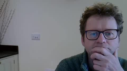 Snapshot of mrpaperstones chatting on February 25, 2025, 9:53 am Mr Paper Stones online show from February 25, 2025, 9:53 am